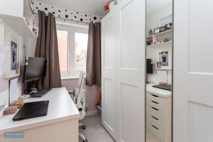 Bedroom- click for photo gallery